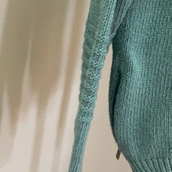 Roxy green sweater - Picture 2 of 3